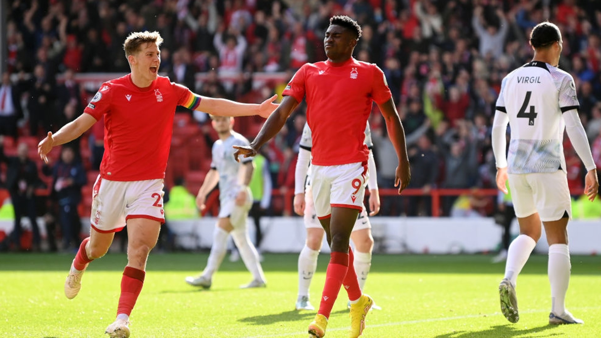 热刺通过这 热刺通过这